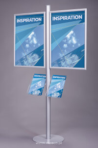 Stojak na plakat i ulotki SPU013 służy prezentacji reklamy oraz dystrybucji ulotek i folderów. 