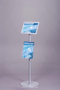 Stojak na plakat i ulotki SPU001 to służy do dystrybucji ulotek oraz prezentacji plakatów reklamowych.